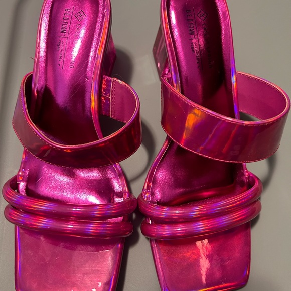 New - without tags. Call it Spring Kelena Sandal. Hot shimmer pink - Picture 5 of 6